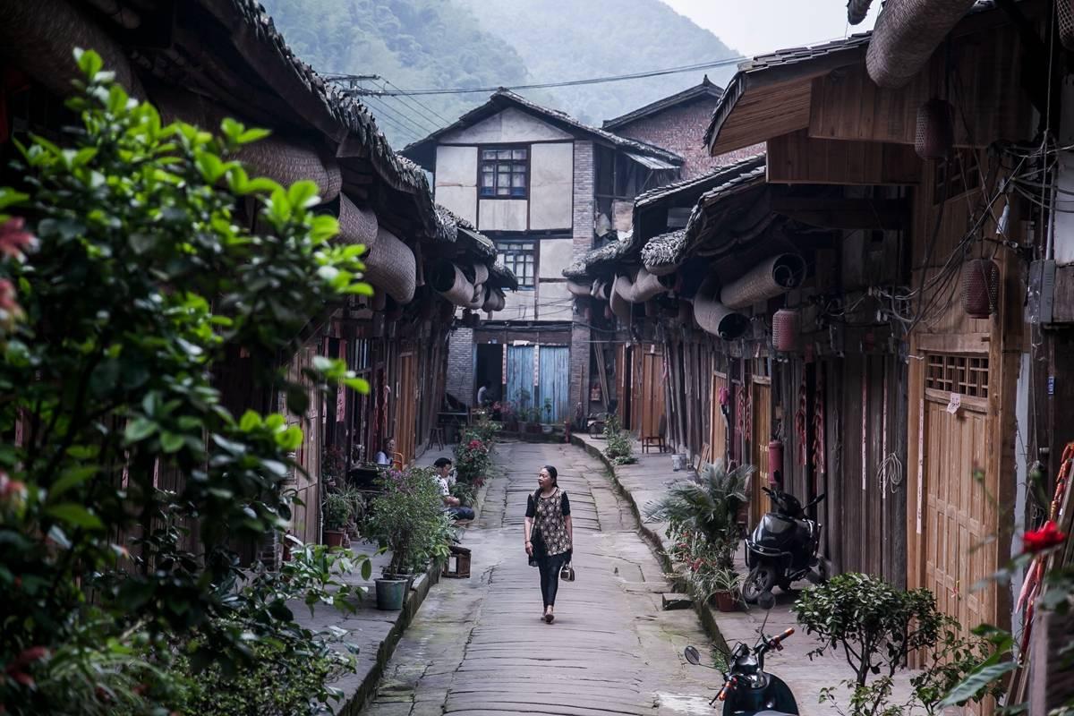 救援受困的狼人